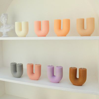 Creative U-shaped Art Aromatherapy Candle 120g