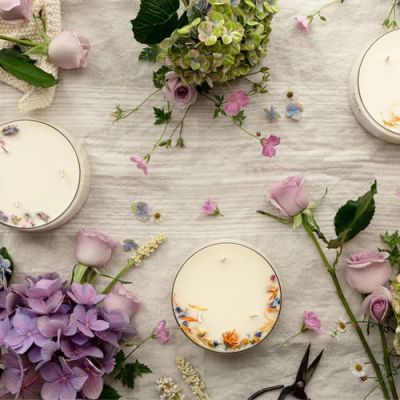 3 Wick Flower Scented Candles 300g
