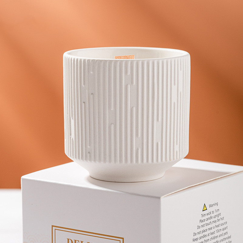 Vertical Scented Ceramic Candle 200g