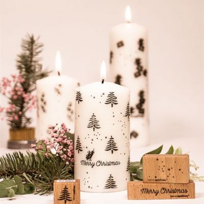 Merry Christmas Cylinder Candle