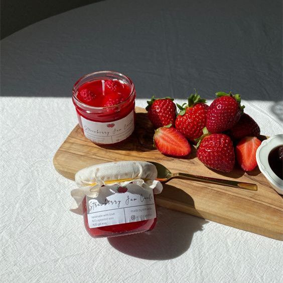 Strawberry Jelly Scented Candle 160g