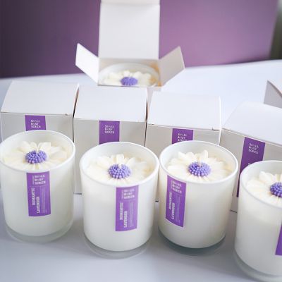 Small Daisy Scented Candle 150g