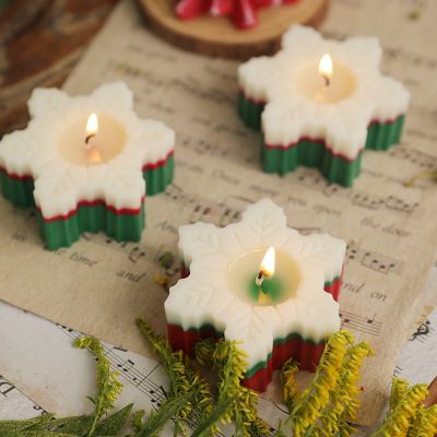 Handmade Snowflake Novelty Candles 90g
